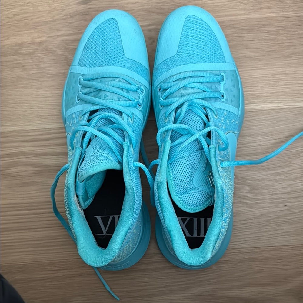 Men’s Turquoise Athletic Shoes